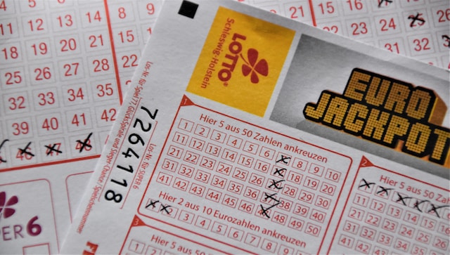 aprende si se pagan impuestos después de ganar la lotería